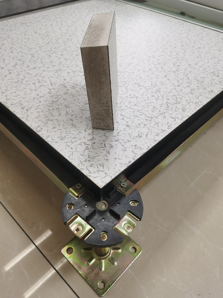 机房安装防静电地板的作用